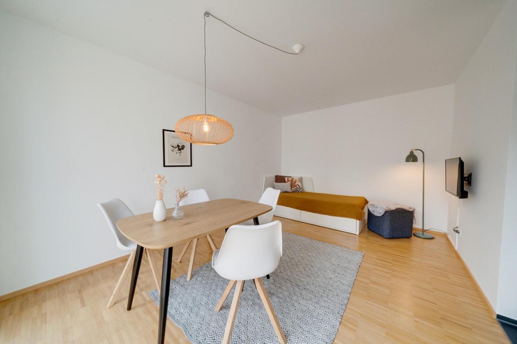 Altstadt Apartment 2 Zimmer Am Weibermarkt Reutlingen Buitenkant foto
